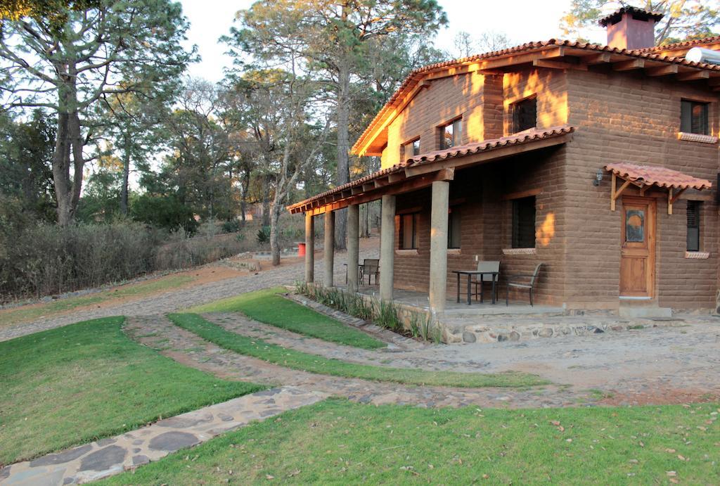 Cabanas El Roble Villa Tapalpa Rom bilde